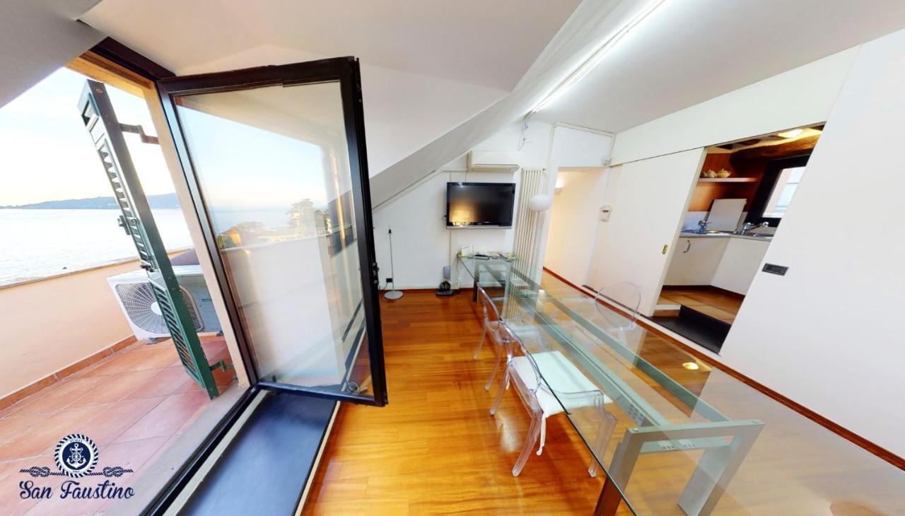 Attico San Faustino: Beachfront Villa with Panoramic Sea Views Rapallo Exterior photo