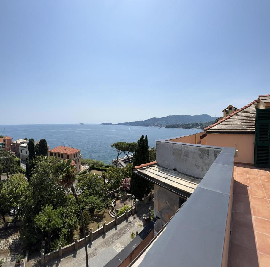 Attico San Faustino: Beachfront Villa with Panoramic Sea Views Rapallo Exterior photo